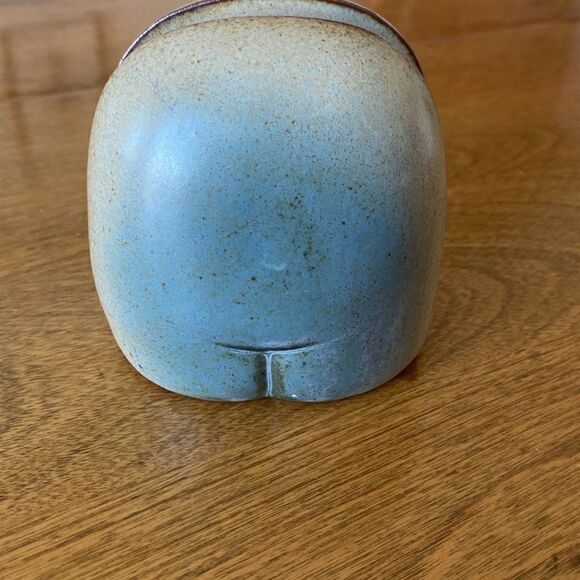 Vintage UCTCI Pottery napkin holder - Picture 3 of 5